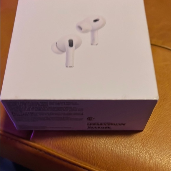 Apple White Wireless Earbuds